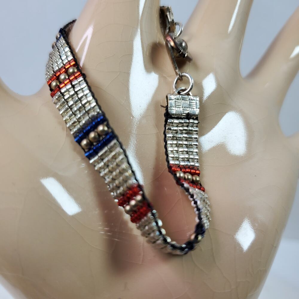 Vintage Bracelet Patriotic Red White Blue Mag Clasp 7 Inch